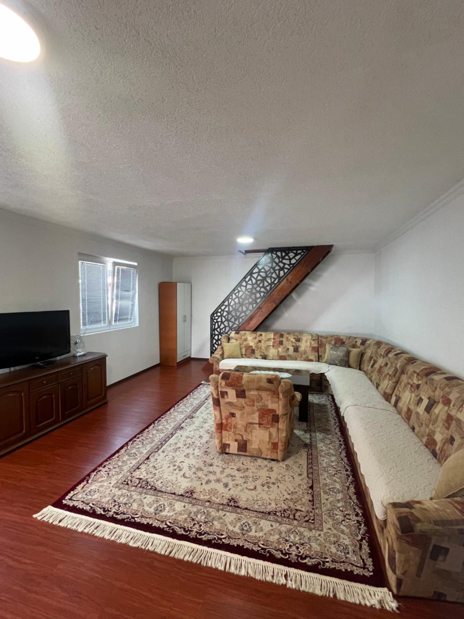 Sara Apartments Πλαβ Εξωτερικό φωτογραφία